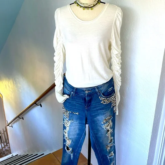 Free People Long‎ Ruched xtra Long Sleeve Cream Colored Tee Shirt Medium
