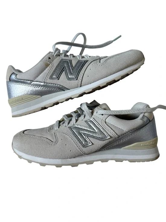 New Balance x J.Crew 996 Women’s Sneakers Gray