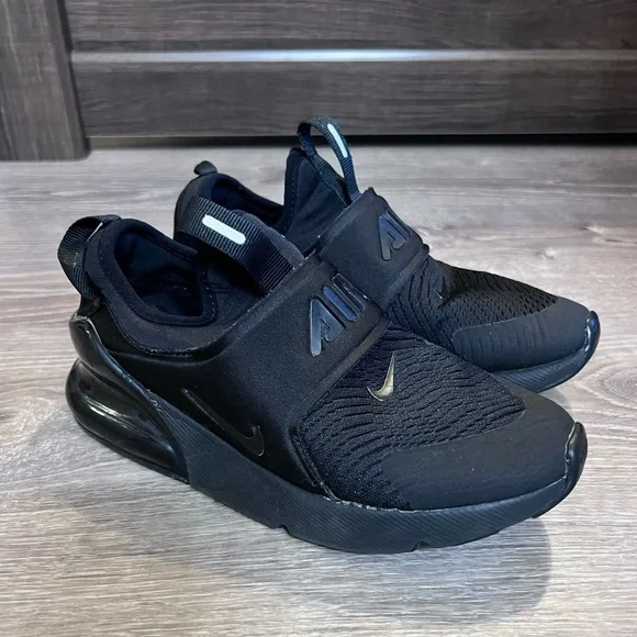 Nike AirMax Kids Size 2.5 Black