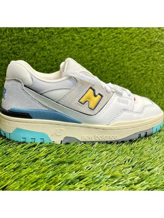 New Balance 550 Boys Size 7Y White Blue Athletic Leather Walking Shoes Sneakers