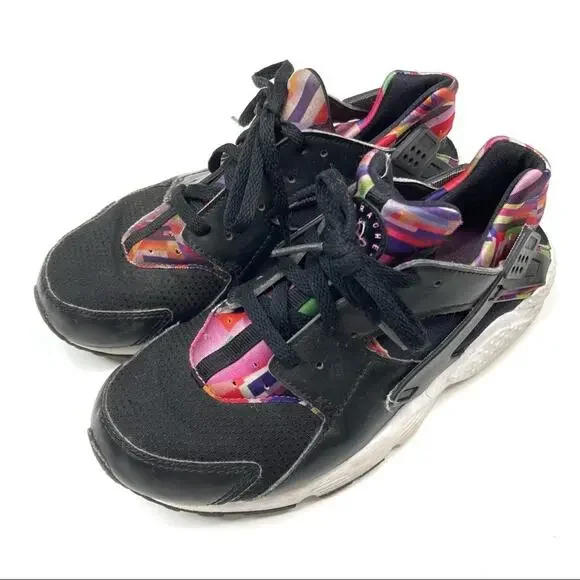 Nike | Huarache Run 704947-003 Black/ Hyper-Violet 3Y