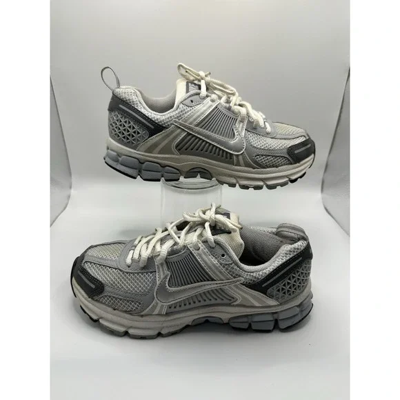 Nike Vomero 5 Grey And White Youth 2