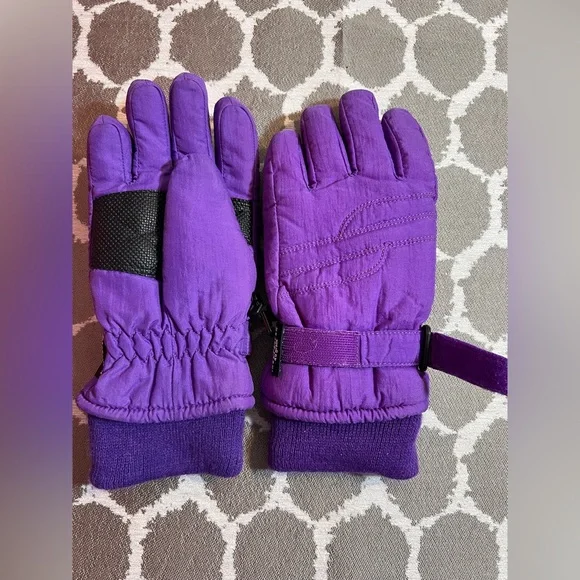 3M Thinsulate NWOT Purple Women's Gloves Outdoor activewear colorful sz 7-14
