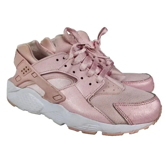 Nike Huarache Run SE Youth Size 7Y Prism Pink Athletic Shoes‎ 904538-600