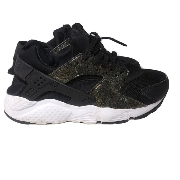 Nike Air Huarache Run SE Shoes Size 7 Y Sneakers Metallic Gold Black White