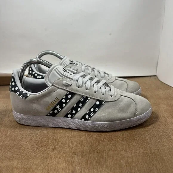 adidas Gazelle Originals Suede Women Size 7 Beige Black Spots