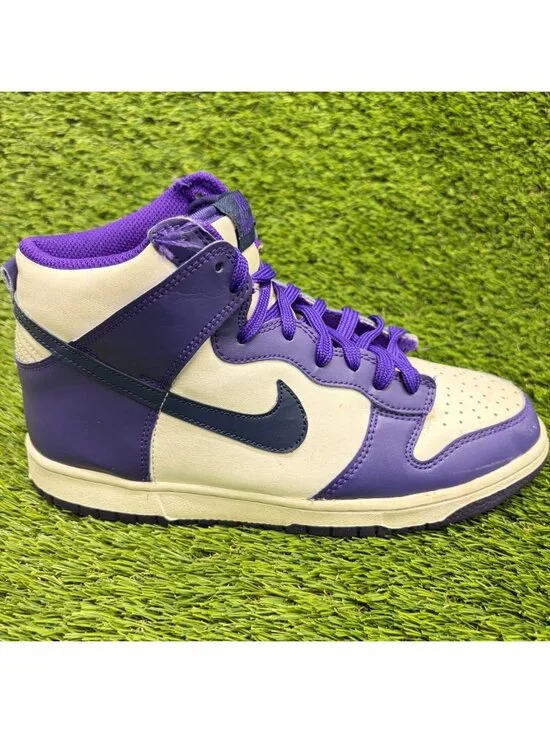 Nike Dunk High Boys Size 7Y Purple White Athletic Walking Leather Shoes Sneakers