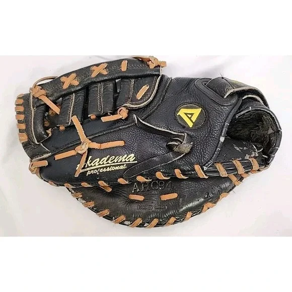 Akadema AHC94 Prodigy Series‎ 11.5