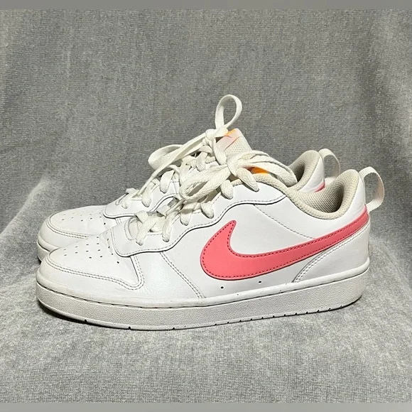 Nike Kids‎ White and Pink Sneakers