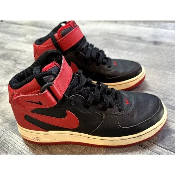 Nike Air Force 1 Shoes Youth 5 Y Mid '06 Leather Black‎ Red Sneakers 314195-061
