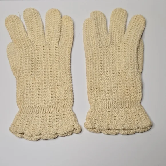 Vintage Knit Cream Gloves