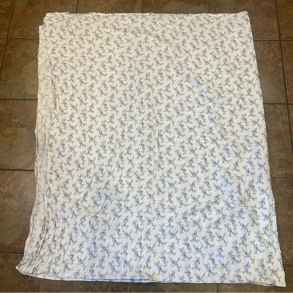 Laura Ashley Floral Flat Sheet Queen Cotton Cottage Core Farmhouse
