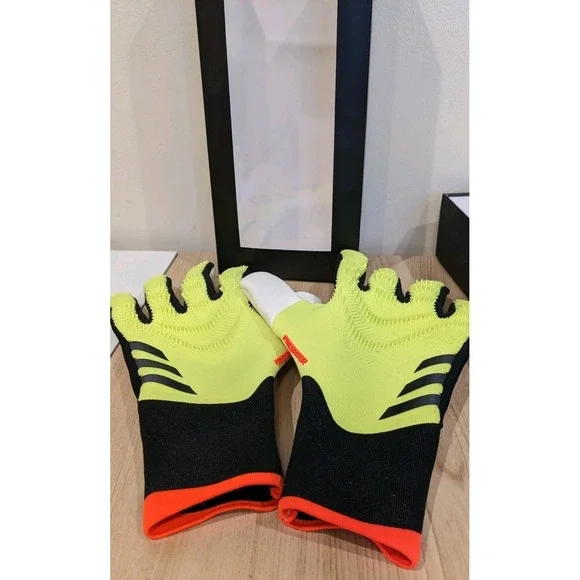Adidas Predator Pro PC Goalkeeper Gloves Size 12 Yellow Black IQ4024 New Soccer