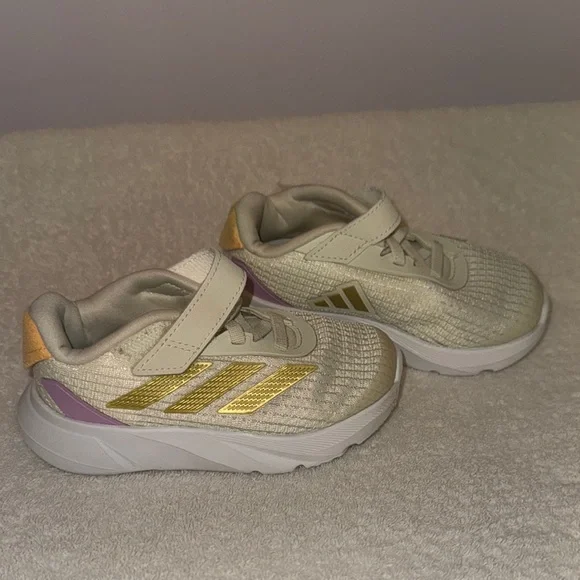 Adidas Cream and Gold Sneakers with Velcro Closure