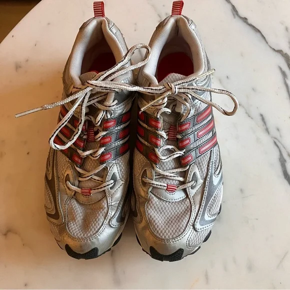 Adidas Falcon Adiprene Women's Silver &‎ Red Running Shoes size 7.5