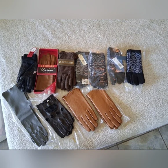 New Lot Of 11 Isotoner Women's Assorted Gloves - Black, Brown, Tan