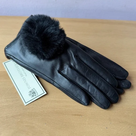 NORDSTROM FOWNES BROTHERS Black Leather Gloves Faux Fur Pompom BRAND NEW W/ TAGS