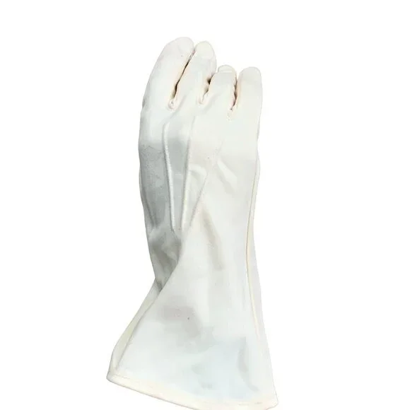 VTG Womens Pair of Dressy Gloves Off-White/Ivory Trapunto Stitching Accent  #92R