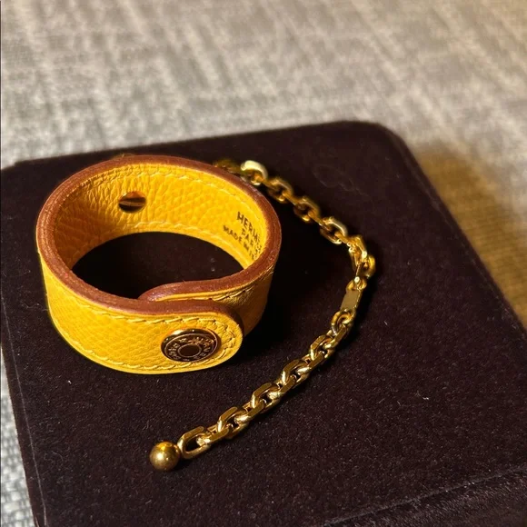 145. Hermes Yellow Leather Glove Holder w/coa