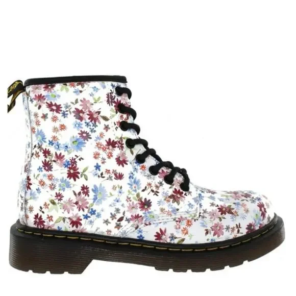 Dr. Martin’s Delaney little flower boot size US 7 girls