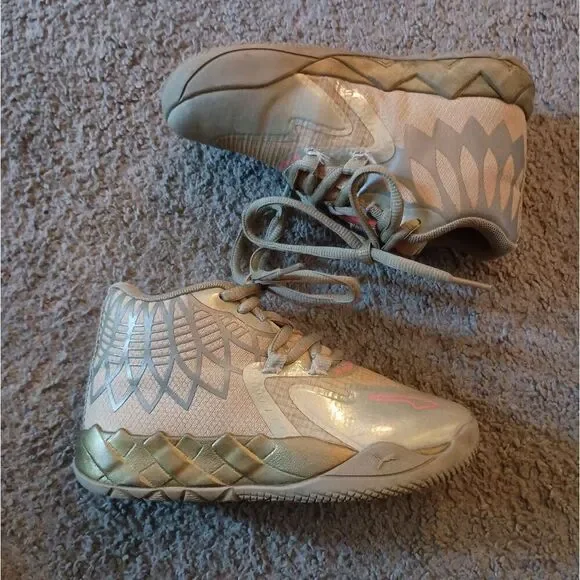 Puma MB.01 Golden Child Toddlers LaMelo Ball Basketball Sneakers Size 11 PRE-OWN