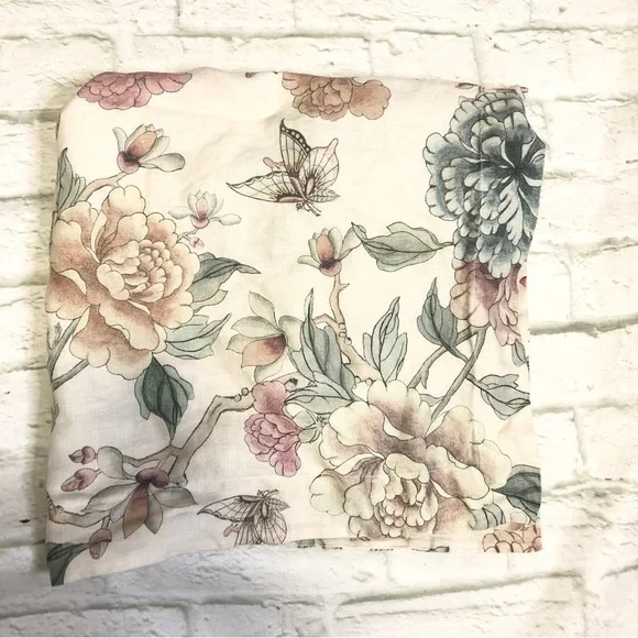 Aerin Wild Rose linen shams set