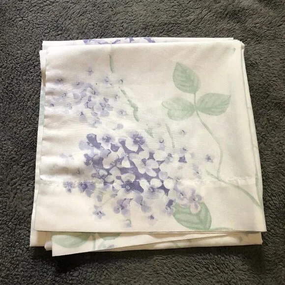🔮 5/$25 Vintage Purple‎ Flowers King Pillowcases