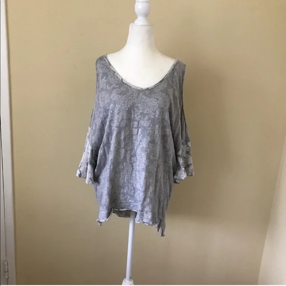 Free people gray cold shoulder sweatshirt