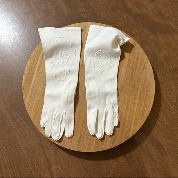 Vintage 3/4 length gloves
