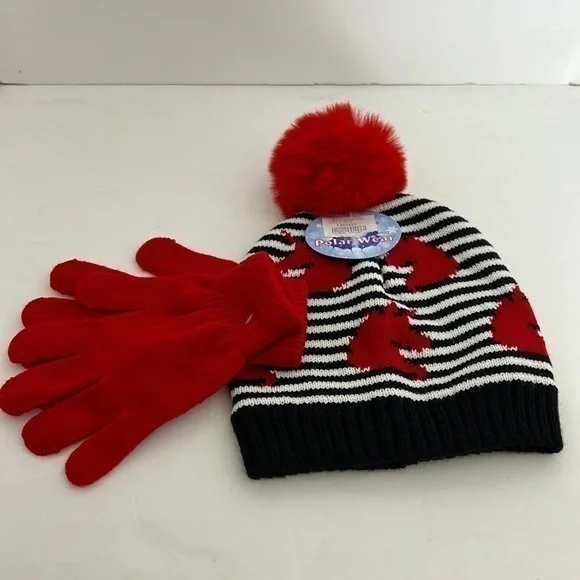 CRUSH APPAREL INC, HAT AND GLOVE SET
