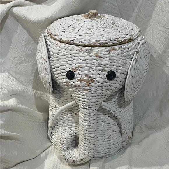White Woven‎ Elephant Basket