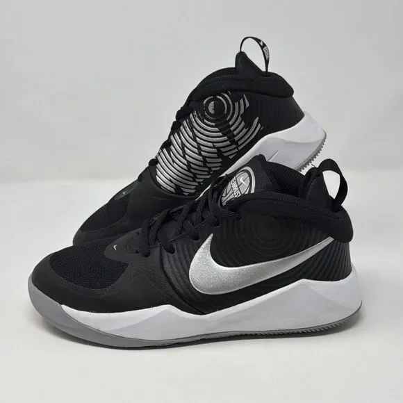 Nike Team Hustle D9 Youth Sneakers Black Silver Basketball Shoes Size 4Y