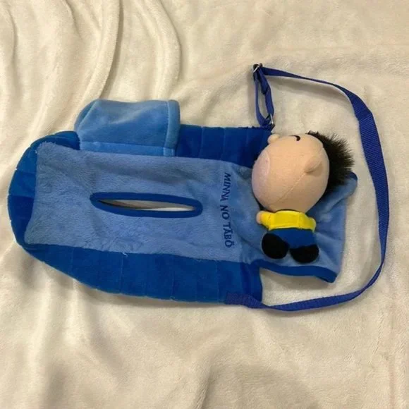 Minna no tabo tissue box holder with adjustable strap