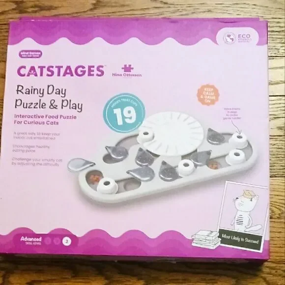CAT Interactive Food Puzzle for Cats 19 Hidden Treat Cups NWT