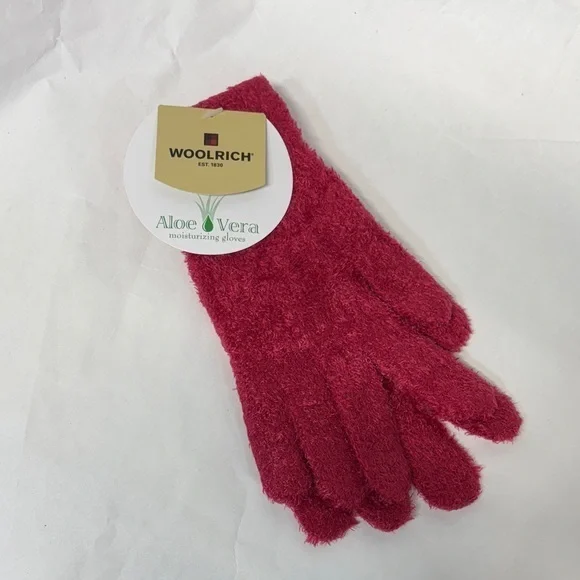 Woolrich  infused Aloe Vera moisturizing Red Gloves
