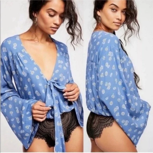 FREE People Forties Feels Bodysuit Blue Daisy Floral Bell Sleeve Black Lace L