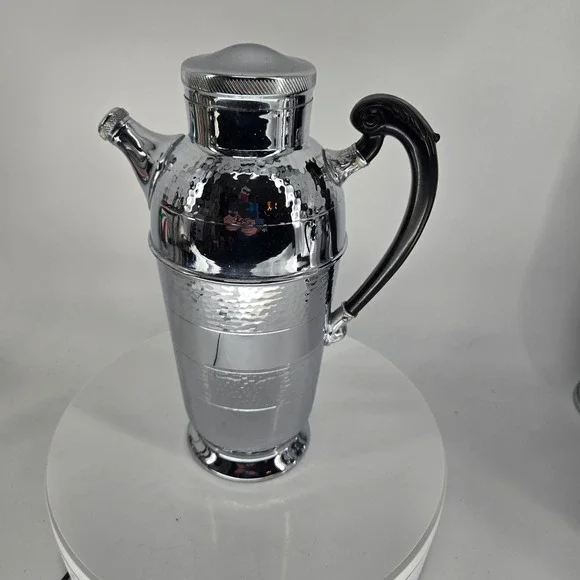 Vintage Farber Bros Krome Kraft Cocktail Shaker Hammered‎ Chrome Bakelite Handle
