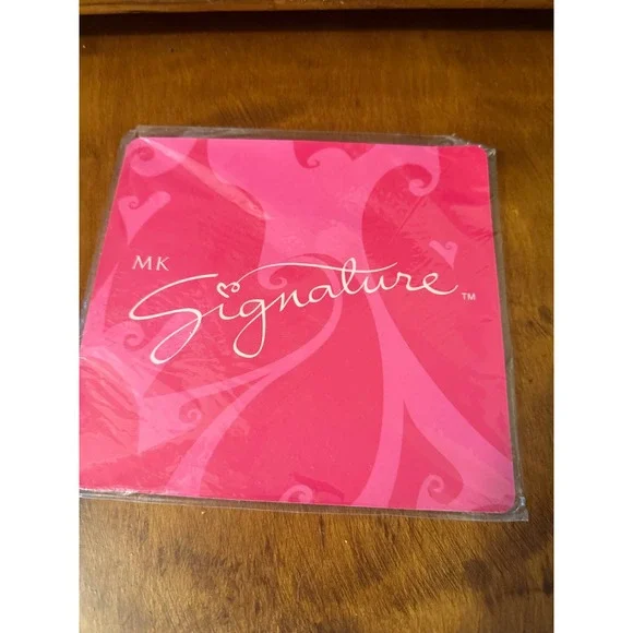 Mary Kay MK Signature Mouse Pad Pink Heart Swirl Design New Sealed‎ Office Decor
