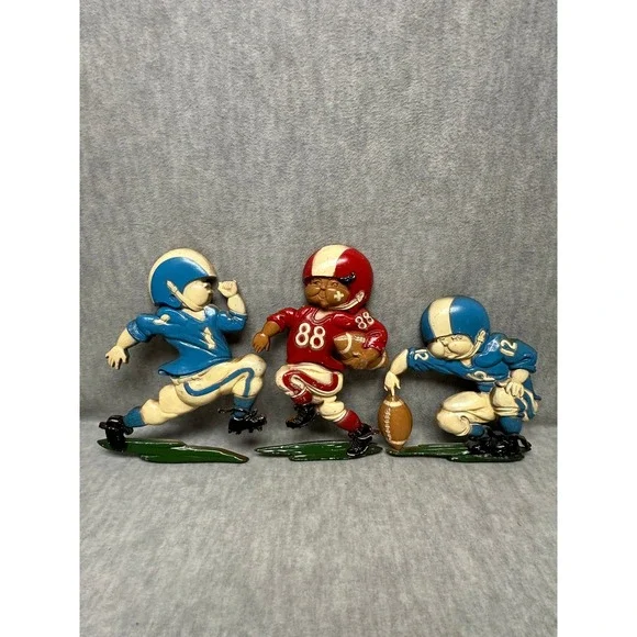 VTG Homco 1975 Football Players Wall Art Blue Red Cast Metal 3 Piece Set 1254