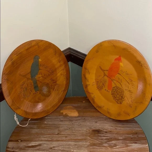 Vintage Painted  Wooden Red Bird Blue Bird  Plates Hand Painted‎
