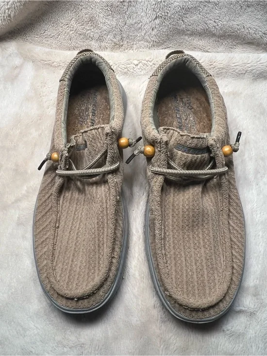Skechers Melson-Coronado slip-on sneakers size 10.5