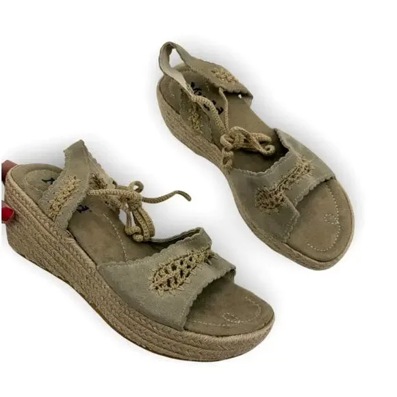 Mudd Y2K suede crochet wedge espadrilles