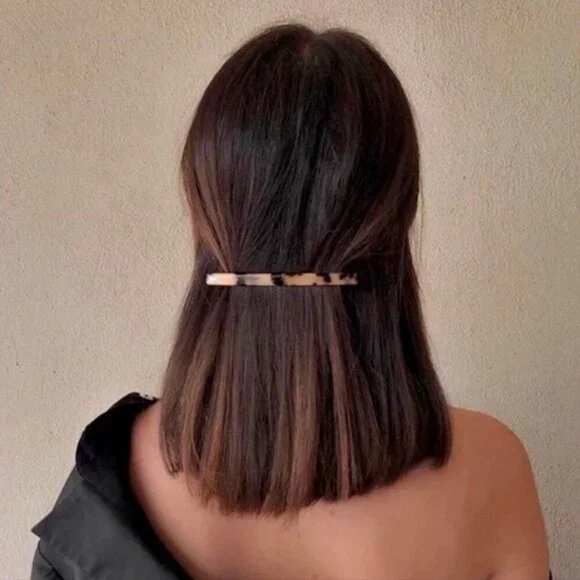 “Anna” Tortoise Shell Chic Hair Barrette Pin/Clip