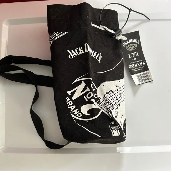 Jack Daniels Guitar 1.75L Cinch Sack‎ Black Music Series 2020/2021 Edition