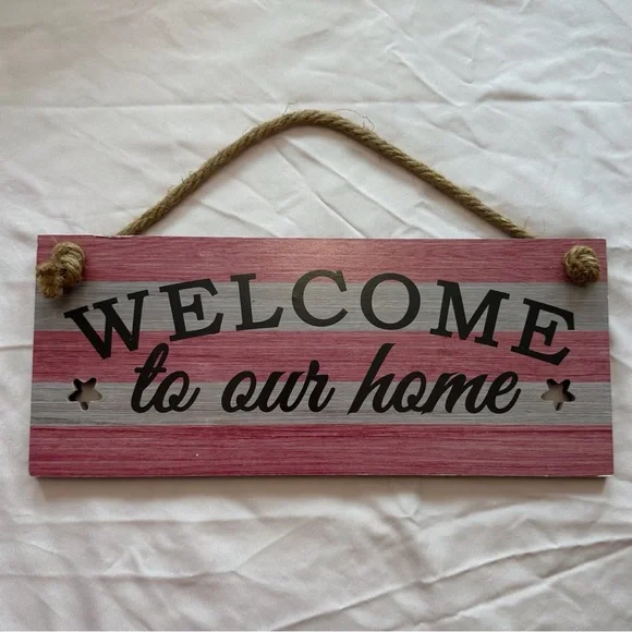 “Welcome to our home” distressed farmhouse decor hanging wall‎ sign