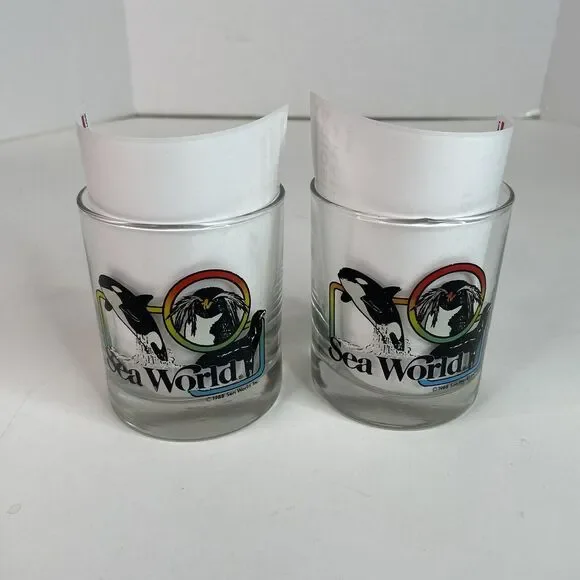 Vintage Sea World Tumbler Glasses, Set Of 2, Graphic 1988, Clear