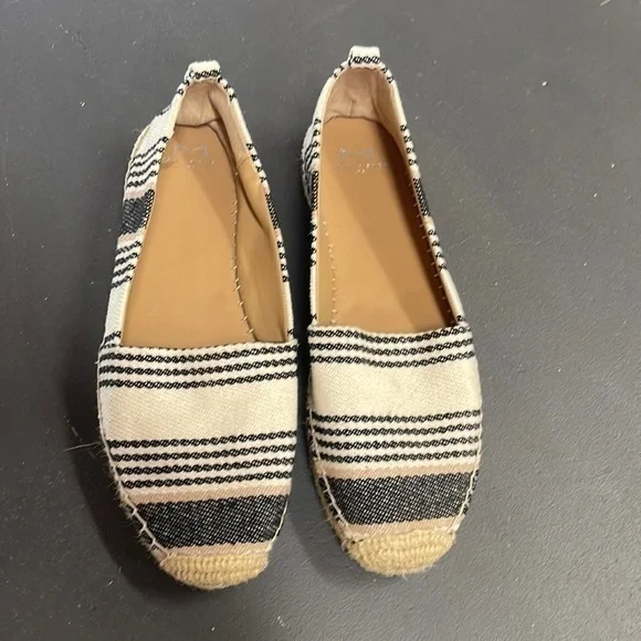 Marc Fisher espadrilles striped