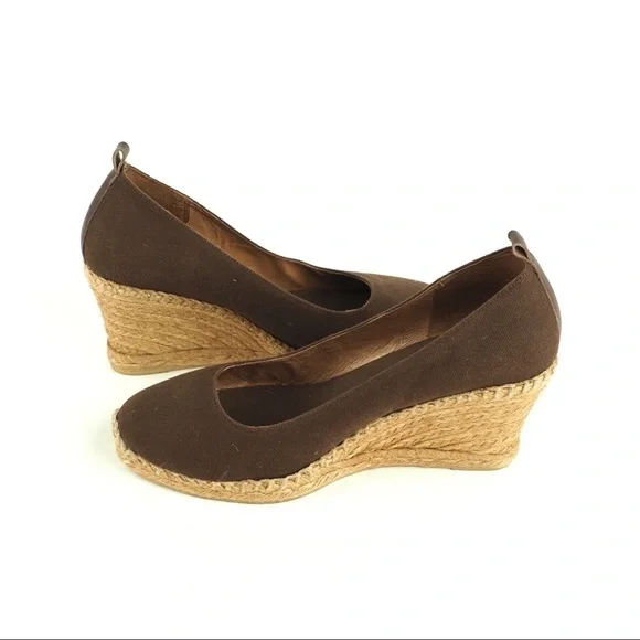 Gaimo sz 40/US 10 brown espadrille wedges