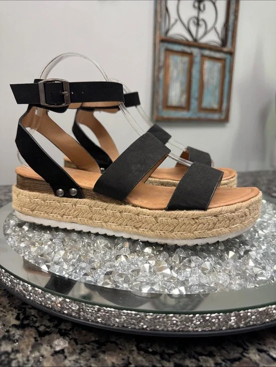 Black Platform Espadrille Sandals with Ankle Strap EUC 8.5