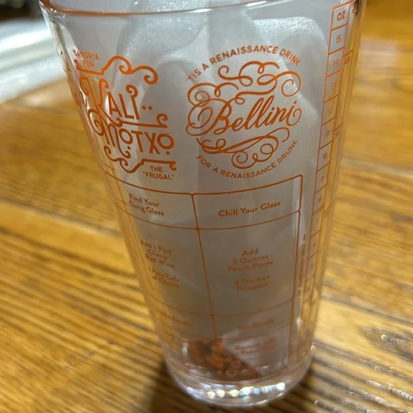 Bottoms Up Wine Cocktail recipe tumbler. Clear w/orange writing. 16 oz.